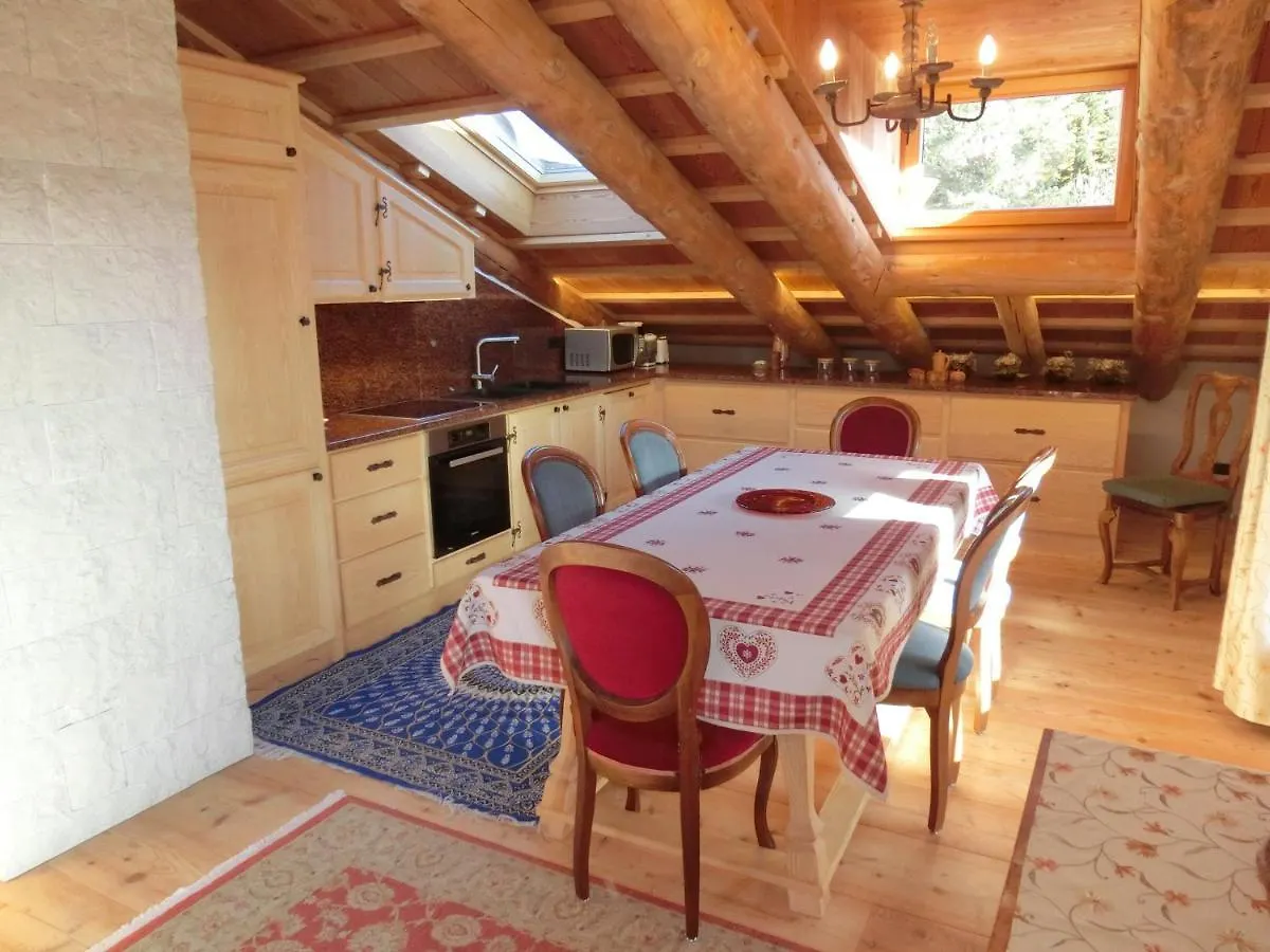 Partel Loudge Apartment Cortina d'Ampezzo 0*,  Italy