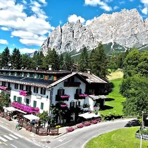 Hotell Menardi, Cortina dʼAmpezzo